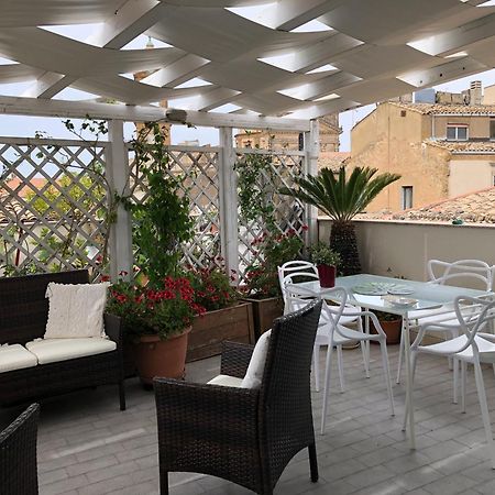 Appartement Attico Da Rosa Con Vista Spettacolare A 360 Gradi à Caltagirone Extérieur photo