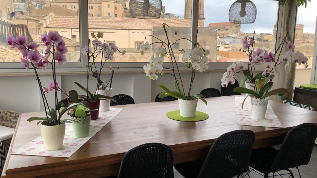 Appartement Attico Da Rosa Con Vista Spettacolare A 360 Gradi à Caltagirone Extérieur photo